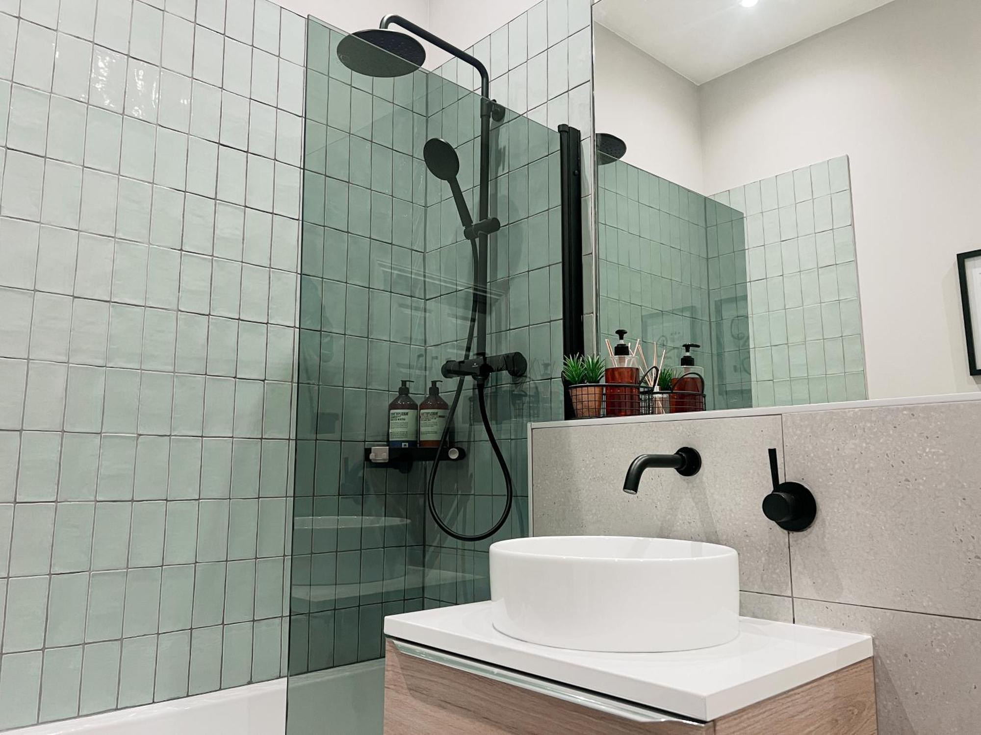 Spacious, Mid-Century 1 Bedroom Apartment Quedgeley Экстерьер фото